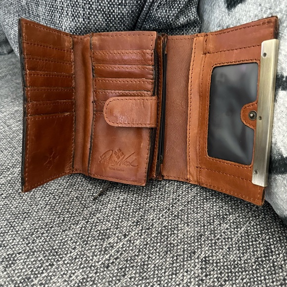 Patricia Nash handbag with matching wallet - Picture 11 of 16